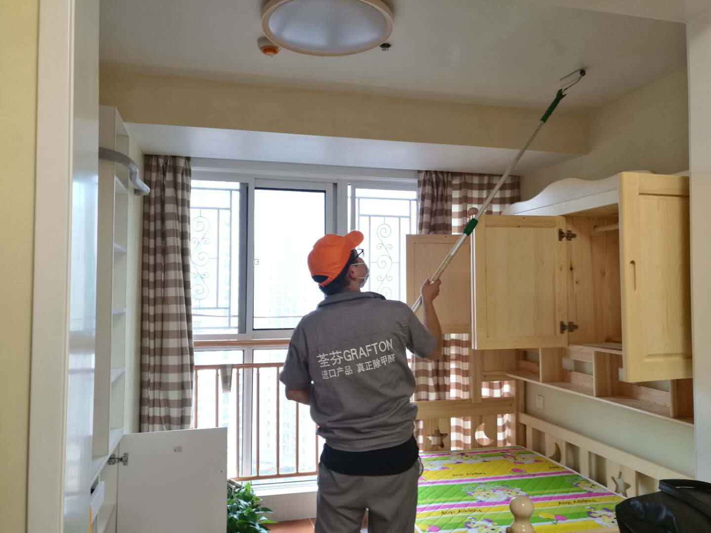 臥室頂面滾筒全方位施工 臥室頂面滾筒全方位施工